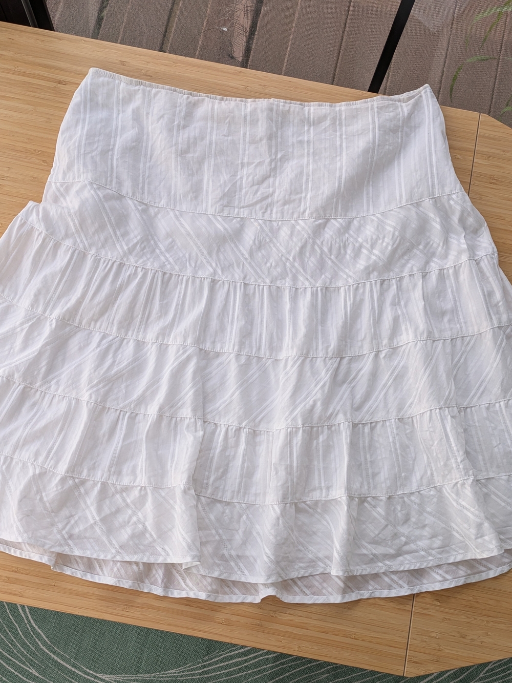 Eddie Bauer White Tiered A-Line Skirt